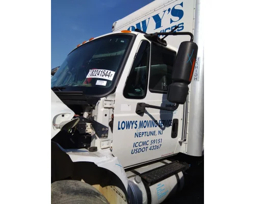 Cab INTERNATIONAL 4300 LKQ Heavy Truck Maryland