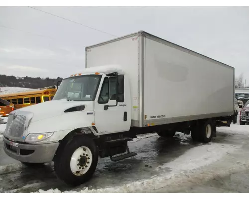 Cab INTERNATIONAL 4300 Dutchers Inc   Heavy Truck Div  Ny