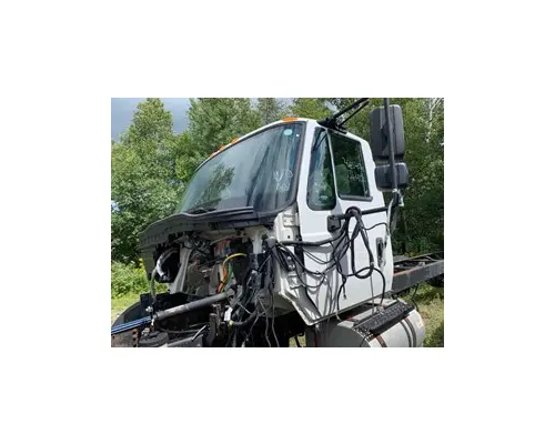Cab INTERNATIONAL 4300 Les Camions Gilbert