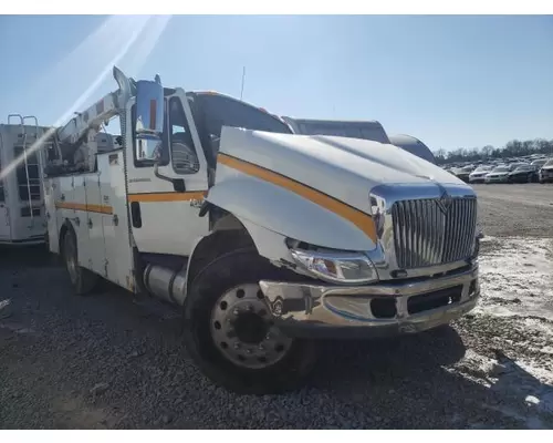 Complete Vehicle INTERNATIONAL 4300 West Side Truck Parts