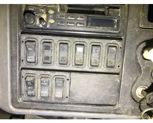 International 4300 Dash Assembly