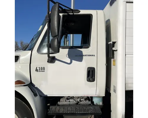 Door Assembly, Front INTERNATIONAL 4300 DTI Trucks