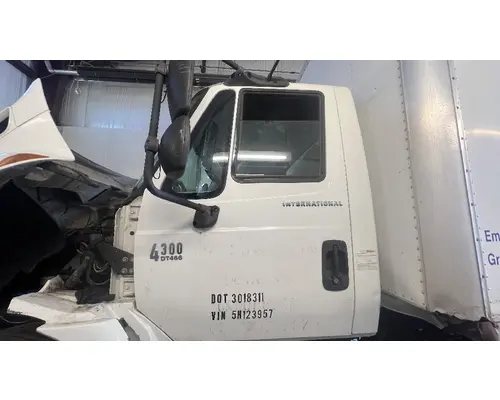 Door Assembly, Front INTERNATIONAL 4300 DTI Trucks