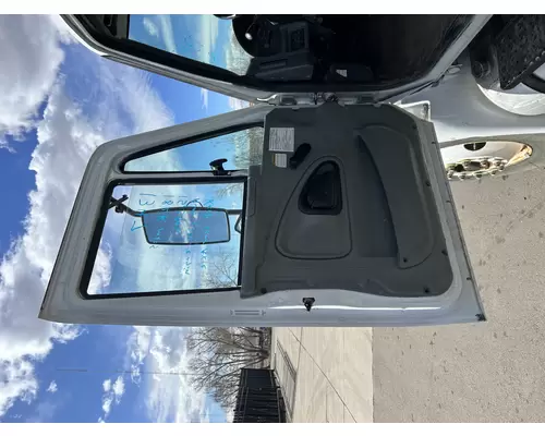 Door Glass, Front INTERNATIONAL 4300 DTI Trucks