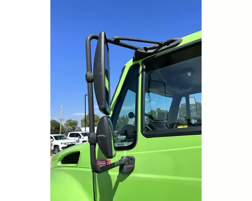 Door Vent Glass, Front INTERNATIONAL 4300 DTI Trucks