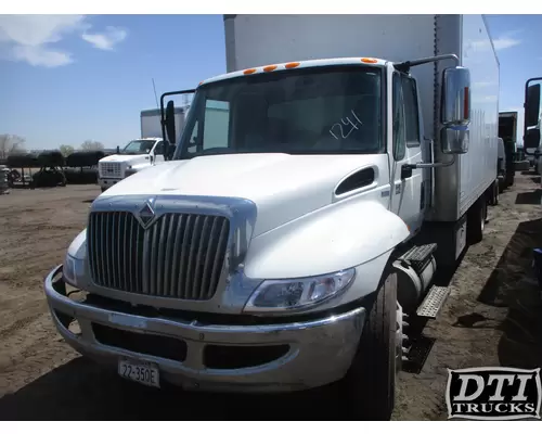 Door Vent Glass, Front INTERNATIONAL 4300 DTI Trucks