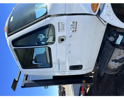 Door Vent Glass, Front INTERNATIONAL 4300 DTI Trucks