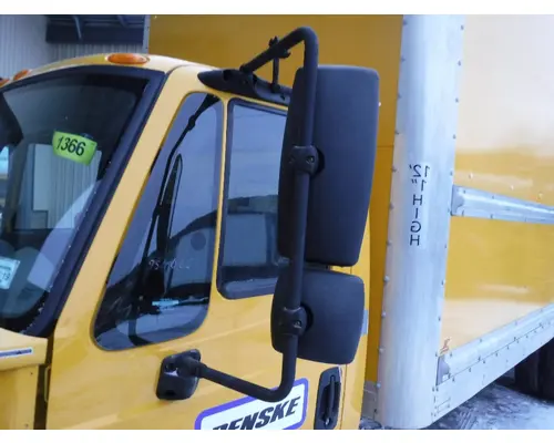 Door Vent Glass, Front INTERNATIONAL 4300 Dutchers Inc   Heavy Truck Div  Ny