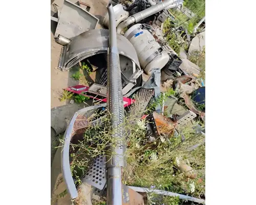 Exhaust Pipe International 4300 Dixie Truck Centre