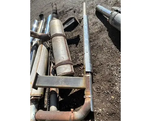 Exhaust Pipe International 4300 Dixie Truck Centre