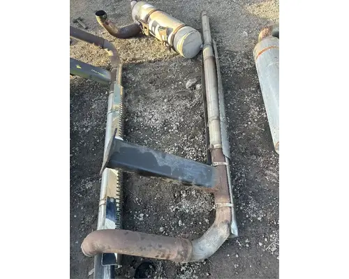 Exhaust Pipe International 4300 Dixie Truck Centre