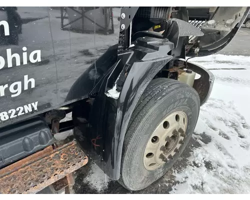 Fender Extension INTERNATIONAL 4300 Dutchers Inc   Heavy Truck Div  Ny