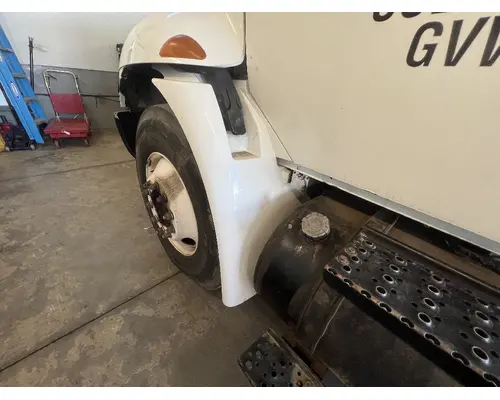 Fender Extension INTERNATIONAL 4300 DTI Trucks