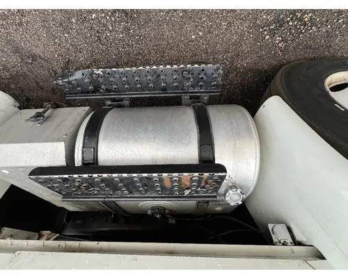 Fuel Tank INTERNATIONAL 4300 DTI Trucks