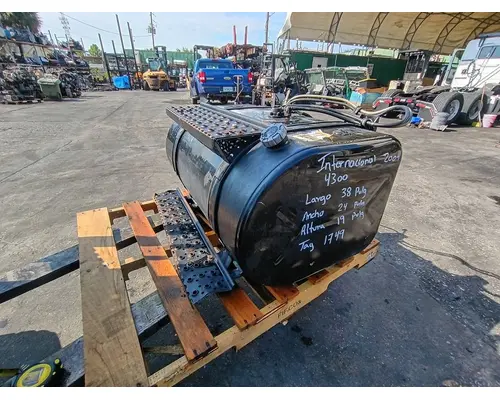 Fuel Tank INTERNATIONAL 4300 Usa Trade &amp; Exports Inc