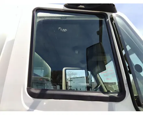 Door Glass, Front INTERNATIONAL 4300 LKQ Heavy Truck Maryland