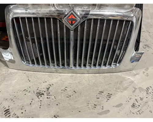 Grille INTERNATIONAL 4300 K &amp; R Truck Sales, Inc.