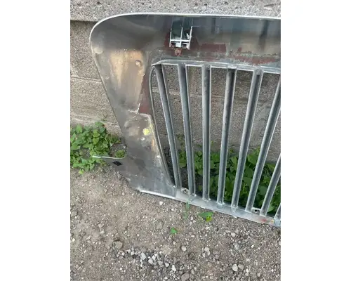 International 4300 Grille