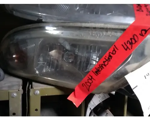 Headlamp Assembly INTERNATIONAL 4300 Truck Salvage International Inc