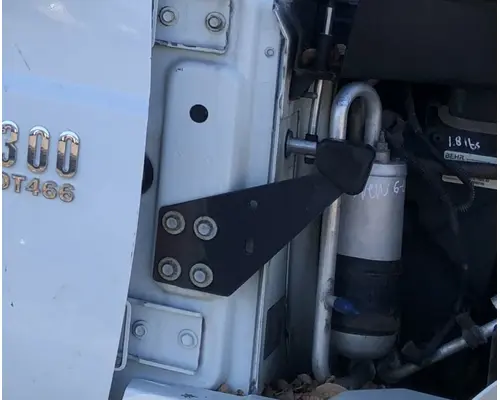 International 4300 Hood Rest