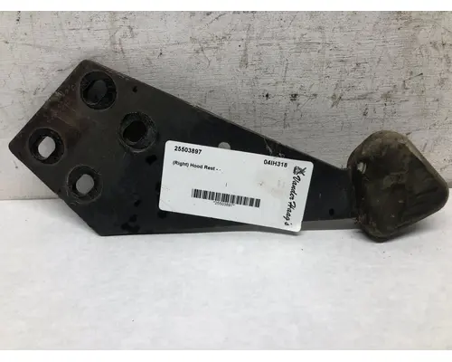 International 4300 Hood Rest