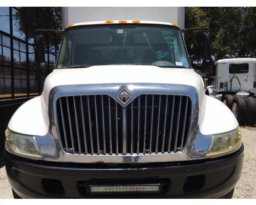 Hood INTERNATIONAL 4300 LKQ Heavy Truck - Tampa