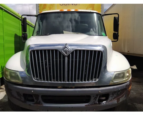 Hood INTERNATIONAL 4300 LKQ Heavy Truck - Tampa