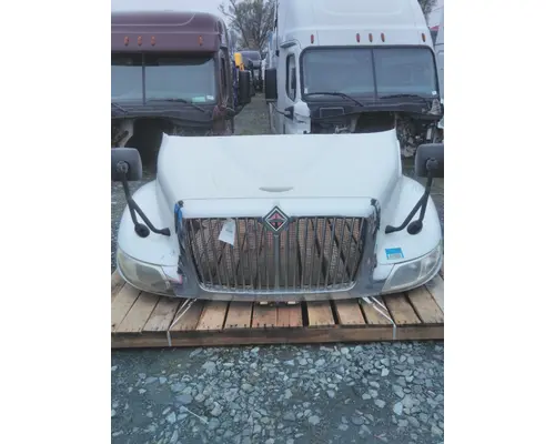 Hood INTERNATIONAL 4300 LKQ Heavy Truck Maryland