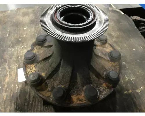 International 4300 Hub