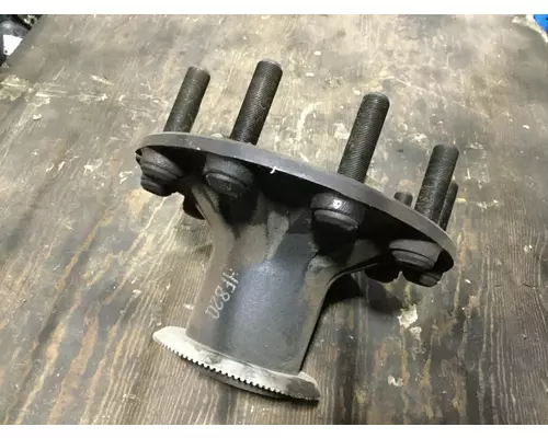 International 4300 Hub