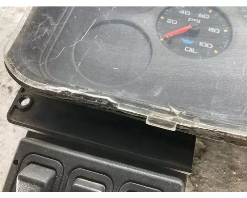 International 4300 Instrument Cluster