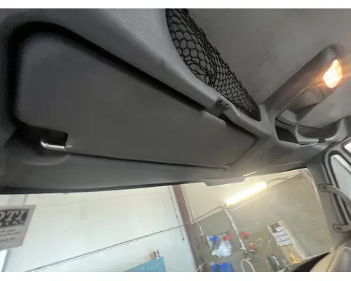 Interior Sun Visor INTERNATIONAL 4300 DTI Trucks