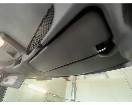 Interior Sun Visor INTERNATIONAL 4300 DTI Trucks