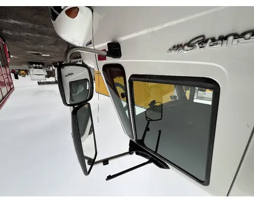 Mirror (Side View) INTERNATIONAL 4300 DTI Trucks