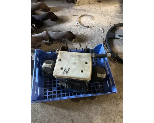 Power Brake Booster INTERNATIONAL 4300 B &amp; W  Truck Center