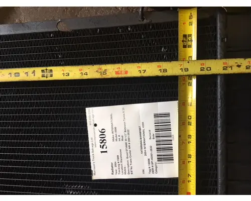 Radiator INTERNATIONAL 4300 Morrison's Truck Salvage Ltd.