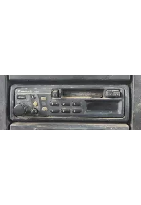 International 4300 Radio