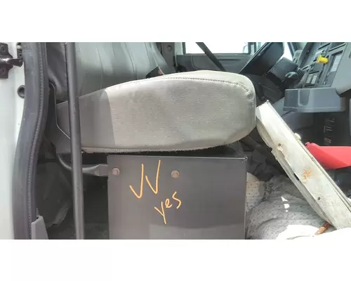 Seat, Front INTERNATIONAL 4300 LKQ Heavy Truck - Goodys