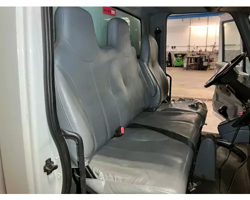 International 4300 Seat (non-Suspension)