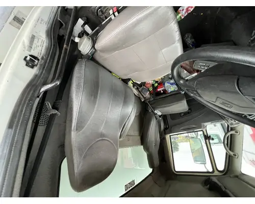 Seat, Front INTERNATIONAL 4300 DTI Trucks