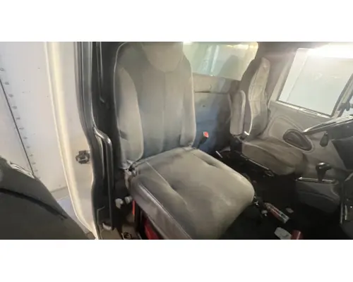 Seat, Front INTERNATIONAL 4300 DTI Trucks