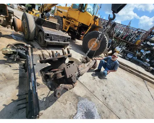 Spindle / Knuckle, Front INTERNATIONAL 4300 Crest Truck Parts