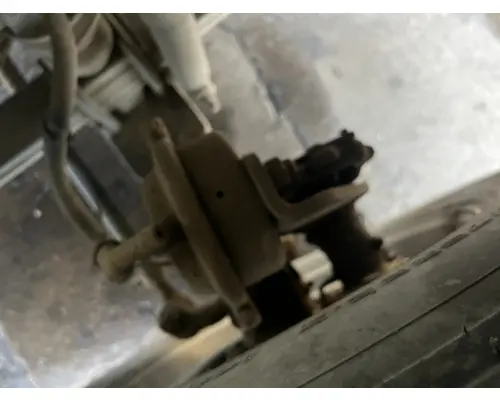 Spindle / Knuckle, Front INTERNATIONAL 4300 DTI Trucks