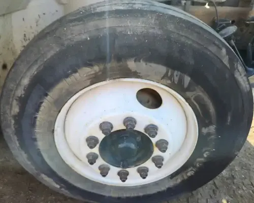 Spindle / Knuckle, Front International 4300 Complete Recycling Group LLC