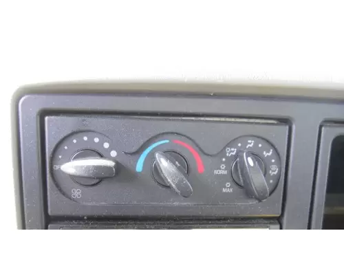 Temperature Control INTERNATIONAL 4300 LKQ Heavy Truck Maryland
