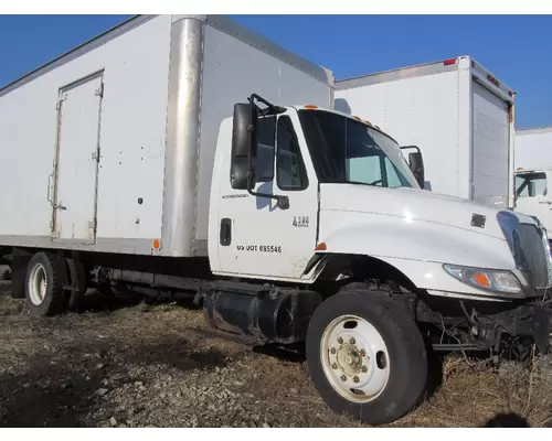 Complete Vehicle INTERNATIONAL 4300 WM. Cohen &amp; Sons