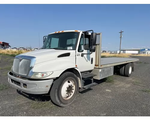 Complete Vehicle INTERNATIONAL 4300 Hagerman Inc.