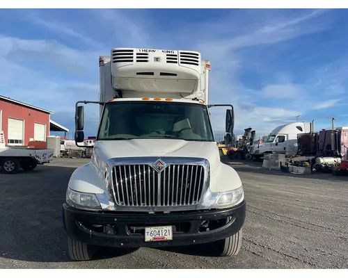 Complete Vehicle INTERNATIONAL 4300 Hagerman Inc.