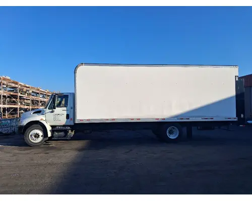 Complete Vehicle INTERNATIONAL 4300 Geco - Fresno