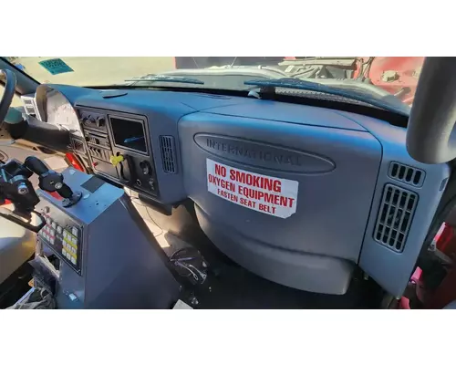 International 4400 LP Dash Assembly